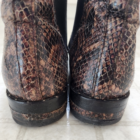 Freda Salvador Chelsea Boot SZ 8 - Picture 3 of 5